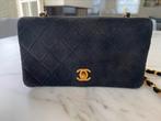 Chanel bag, Handtassen en Accessoires, Tassen | Damestassen, Ophalen, Zo goed als nieuw, Handtas