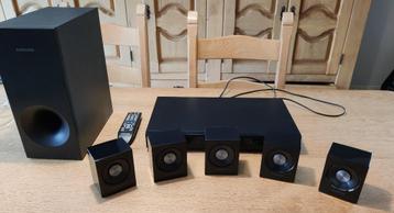 Samsung surround system beschikbaar voor biedingen