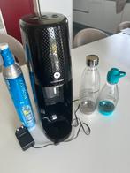 sodastream met extra vulling (12€) en twee flessen, Ophalen, Zo goed als nieuw