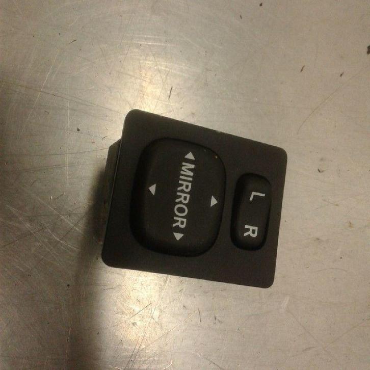 COMMUTATEUR RÉTROVISEUR Daihatsu Sirion 2 (M3), Autos : Pièces & Accessoires, Tableau de bord & Interrupteurs, Daihatsu, Utilisé