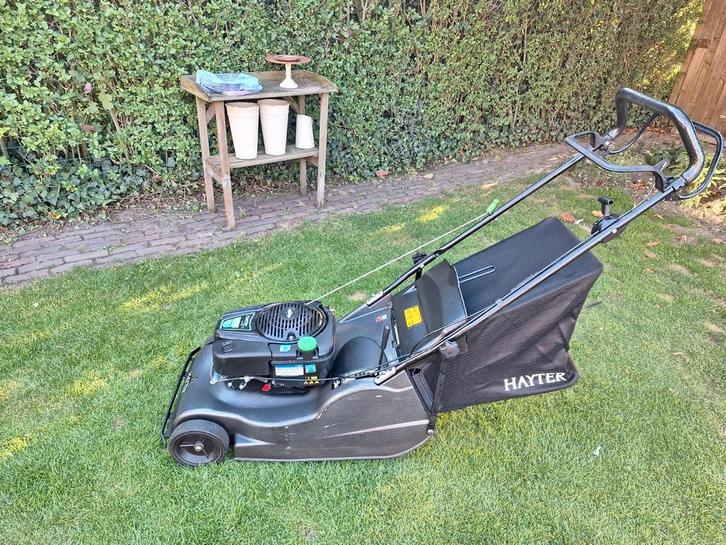 Hayter harrier 48 pro benzine walsmaaier 2019., Tuin en Terras, Grasmaaiers, Zo goed als nieuw, Benzine-grasmaaier, 40 t/m 49 cm