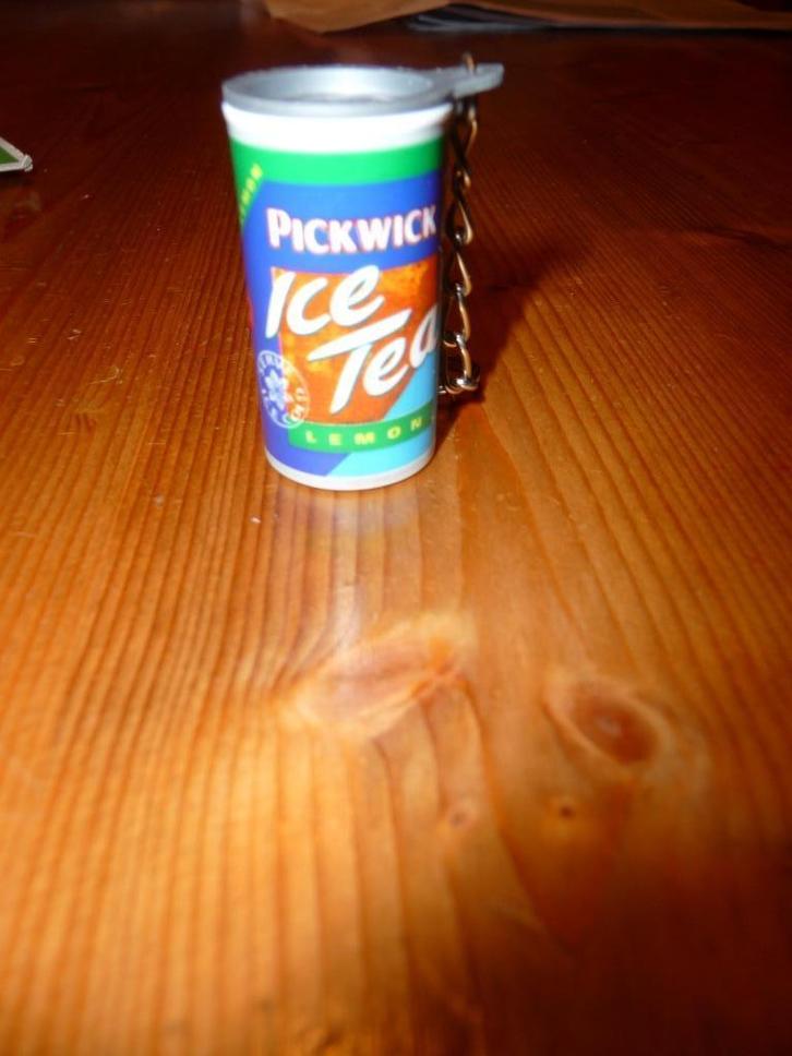 Sleutelhanger Pickwick ice tea lemon in de vorm van blikje, Verzamelen, Sleutelhangers, Zo goed als nieuw, Merk, Ophalen of Verzenden