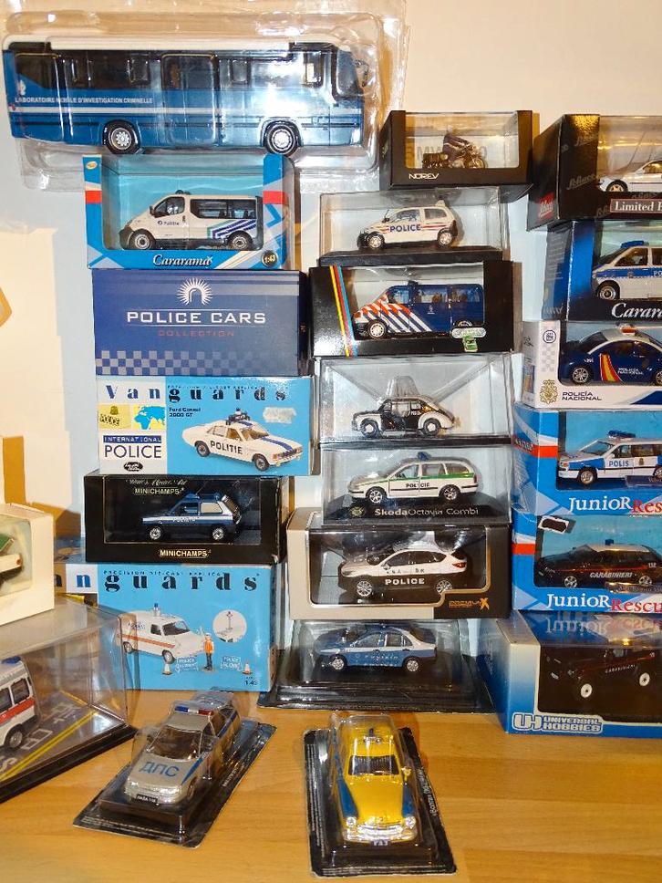 collection lot police 1/43 gendarmerie minichamps schabak .., Hobby en Vrije tijd, Modelauto's | 1:43, Zo goed als nieuw, Auto