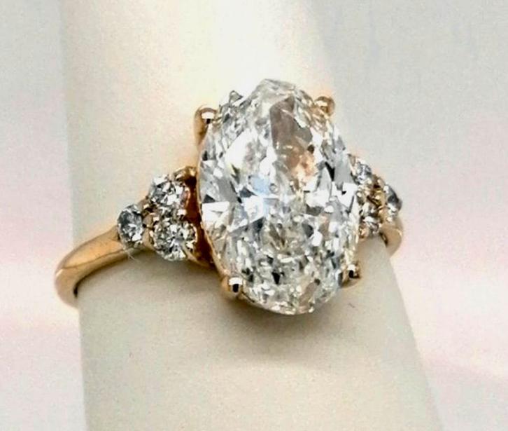 Gouden ring met diamant 3.74ct! nieuw met IGI certificaat!, Handtassen en Accessoires, Ringen, Nieuw, Dame, 17 tot 18, Geel, Goud