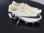 Voetbalschoenen, Sport en Fitness, Voetbal, Ophalen, Zo goed als nieuw, Schoenen