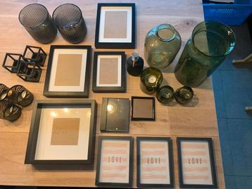 Decoratie en fotokaders zwart en groen glas  beschikbaar voor biedingen