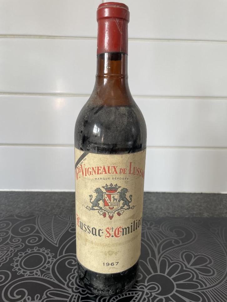 Saint Emilion LUSSAC 1967 + Saint Emilion 1975, Verzamelen, Wijnen, Frankrijk, Vol, Ophalen