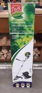 Debroussailleuse, Ophalen, Nieuw