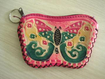 Lederen portemonnee roze met vlinder beschikbaar voor biedingen