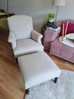 Leuke fauteuil met een poef bij !, Maison & Meubles, Canapés | Sofas & Chaises Longues, Comme neuf, Enlèvement ou Envoi