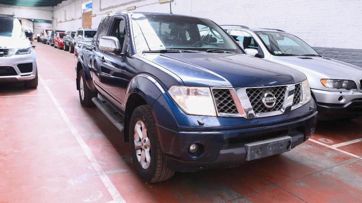 NISSAN NAVARA, Auto's, Nissan, Particulier, Navara double cab, 4x4, ABS, Airbags, Airconditioning, Centrale vergrendeling, Climate control