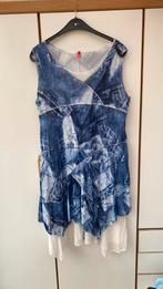 Blauw met witte jurk, Kleding | Dames, Jurken, Gedragen, Blauw, Knielengte, Maat 46/48 (XL) of groter