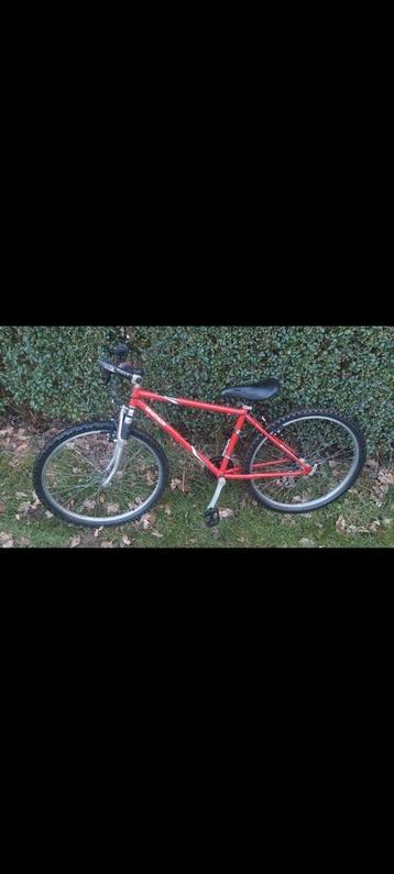 Rockrider-fiets voor volwassenen beschikbaar voor biedingen