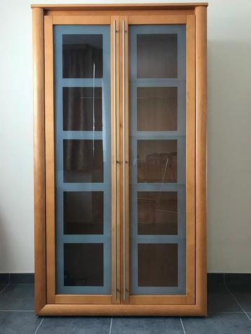 Armoire Vitrine . beschikbaar voor biedingen