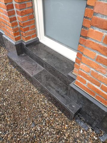 Dorpels en vensterbanken in blauwe steen diverse maten  beschikbaar voor biedingen