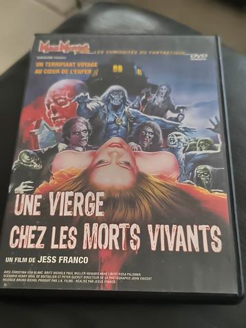DVD Une vierge chez les morts vivants  beschikbaar voor biedingen