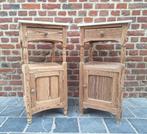 Koppel antieke nachtkastjes in pitch pine, Huis en Inrichting, Ophalen, Gebruikt
