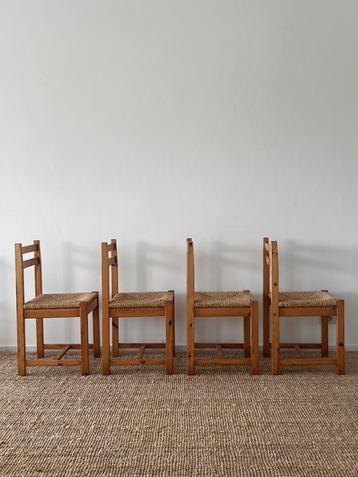 Set van 4 vintage houten stoelen met rieten zitvlak, 1970 beschikbaar voor biedingen