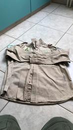 Scouts sinaai, Ophalen, Gedragen