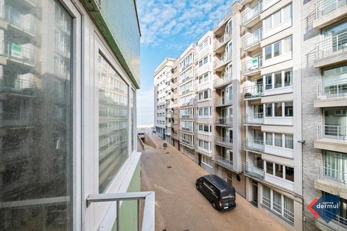 Appartement te koop in Oostende, 2 slpks, Immo, Huizen en Appartementen te koop, Appartement, C
