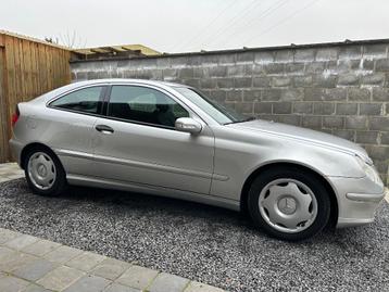 Mercedes-Benz C 180 Benzine Leder Bluetooth Slechts 98000km beschikbaar voor biedingen
