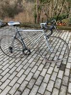 Oude Peugeot-racefiets! Klaar om te rijden!, Fietsen en Brommers, Fietsen | Racefietsen, Ophalen, Gebruikt