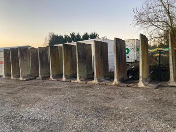 Elément de soutènement béton T beschikbaar voor biedingen