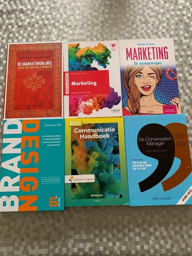 communicatiewetenschappen- marketingbijbel- brand design..., Boeken, Ophalen of Verzenden, Nieuw, Hogeschool