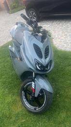 Aerox b klasse, Fietsen en Brommers, Ophalen, Zo goed als nieuw, Aerox