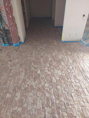 Lot Gezaagde ijselstenen 20 M2 beschikbaar voor biedingen