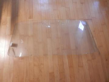 NOS voorruit Audi 80/VW Passat 1972-1975 beschikbaar voor biedingen