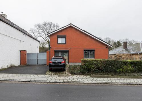 Huis à vendre à La Louvière, 4 chambres, Immo, Huizen en Appartementen te koop, Vrijstaande woning, C