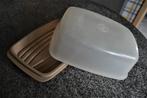 TUPERWARE boite a pain, Maison & Meubles, Enlèvement ou Envoi, Comme neuf, Crème, Boîte