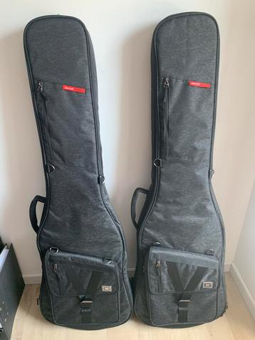 2 Gator GT-Bass transportkoffers beschikbaar voor biedingen