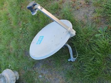 Parabole satellite  beschikbaar voor biedingen