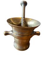 Mortier et pilon en bronze, style Renaissance,XVIIIe siècle, Enlèvement ou Envoi, Bronze