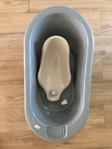 Baignoire + réducteur baignoire bebe-jou, Enlèvement, Utilisé, Baignoire, Bébé-jou
