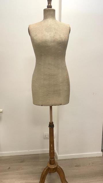 Paspop / Mannequin vrouw vintage, Enlèvement