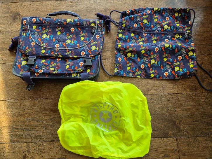 Kipling schooltas, zwemzak en fluo hoes, Handtassen en Accessoires, Tassen | Schooltassen, Zo goed als nieuw, Rugtas, Ophalen