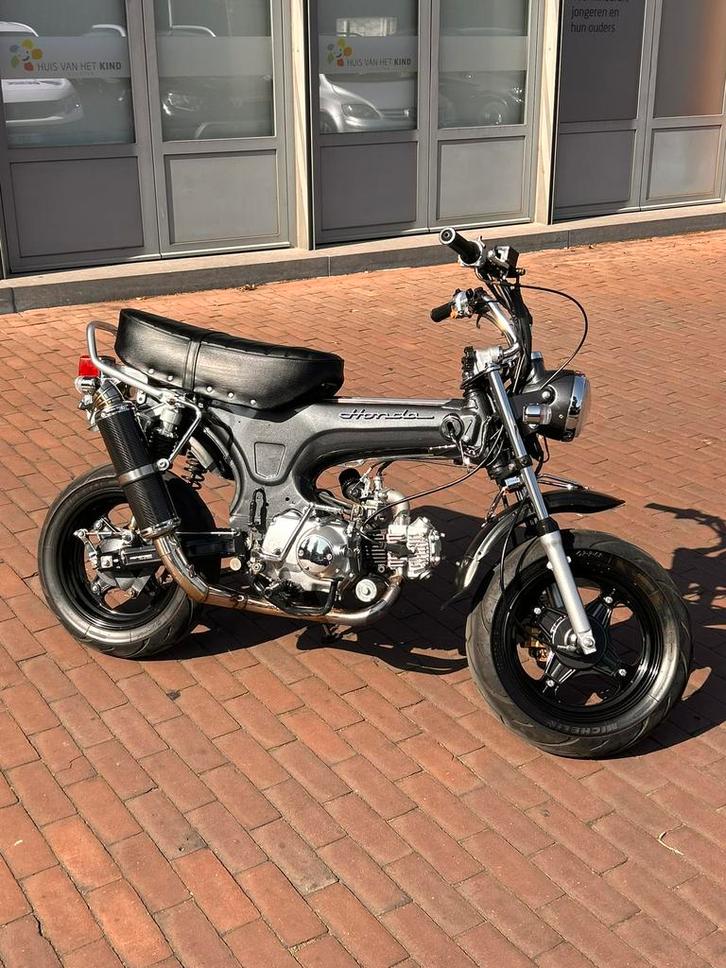 Zhenhua DAX 50cc, Vélos & Vélomoteurs, Cyclomoteurs | Honda, Comme neuf, Autres modèles, Classe B (45 km/h), Enlèvement