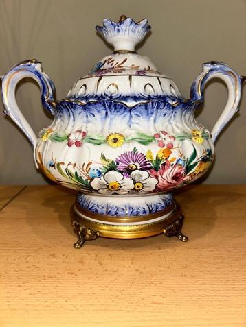 Italiaanse vintage kom beschikbaar voor biedingen