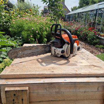 Scie à chaîne Stihl 024AV — Entièrement rénovée, Enlèvement, Comme neuf, Autres types, Stihl