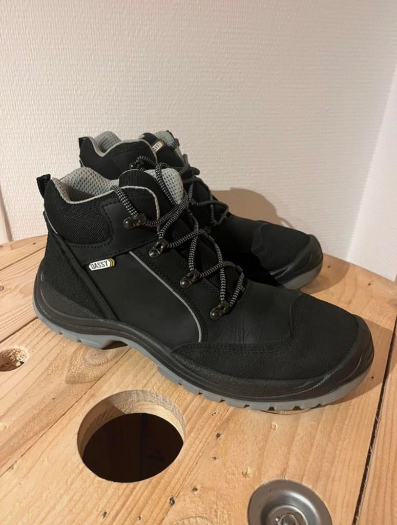 Dassy hermes, Doe-het-zelf en Bouw, Ophalen, Zo goed als nieuw