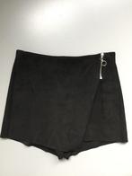 soepel zwart rokje/shortje in zachte daim, Zara, maat M, Comme neuf, Noir, Taille 38/40 (M), Enlèvement ou Envoi