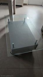 Table basse à donner, Enlèvement