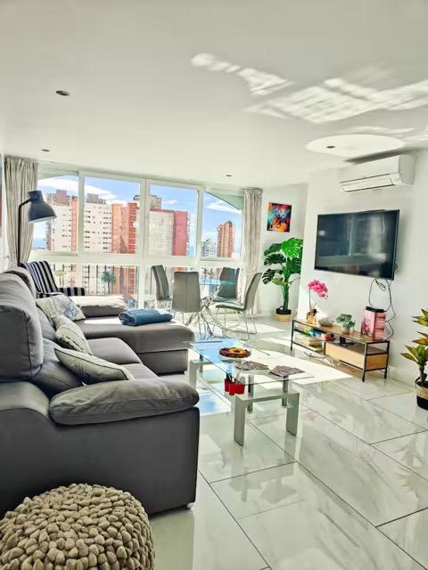 TE HUUR BENIDORM, Vacances, Maisons de vacances | Espagne, Costa Blanca, Appartement, Ville, Mer, 2 chambres, Propriétaire, Lave-vaisselle