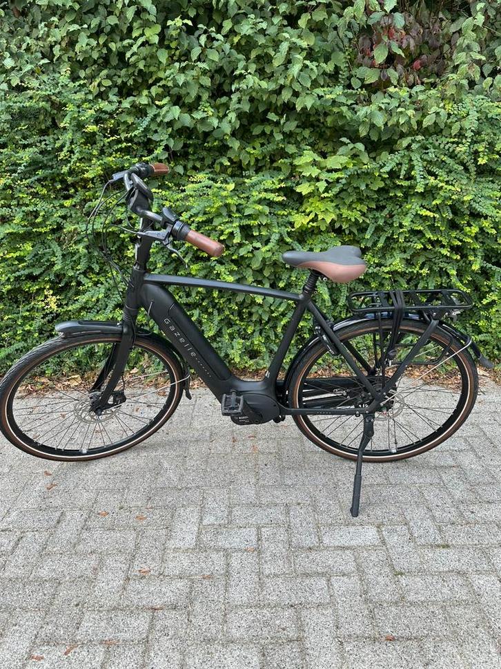 Gazelle Grenoble C8 elektrische fiets, Fietsen en Brommers, Elektrische fietsen, Zo goed als nieuw, Gazelle, 55 tot 59 cm, 50 km per accu of meer