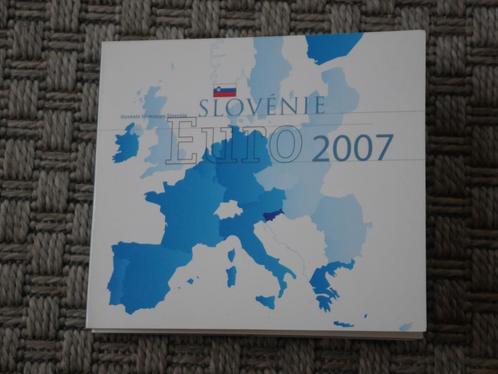 Euros Slovénie 2007 set de 8 pièces -, Postzegels en Munten, Munten | Europa | Euromunten, Slovenië, Ophalen of Verzenden
