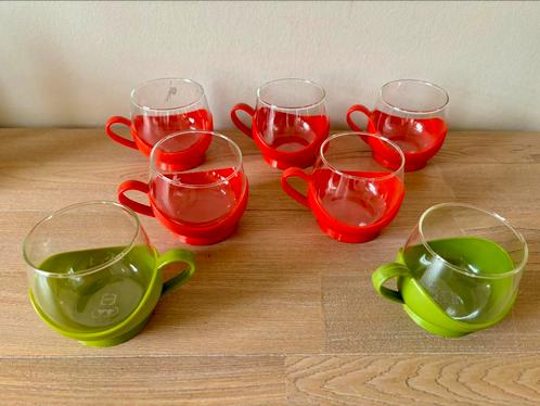 7 vintage theetasjes Melitta in plastic houder, Huis en Inrichting, Keuken | Servies, Zo goed als nieuw, Ophalen of Verzenden