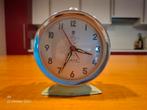 Ouderwetse retro wekker, Huis en Inrichting, Woonaccessoires | Klokken, Ophalen, Gebruikt